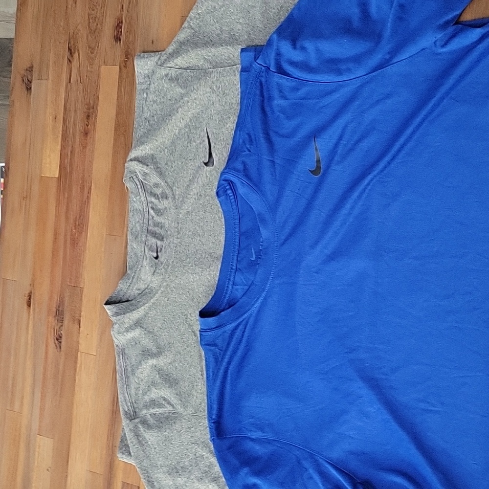 Nike Men Dri Fit Short Sleeve Shirt XL set of 2